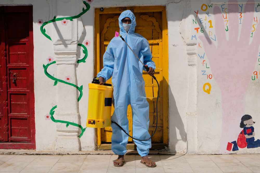 Pest control worker Pest control worker